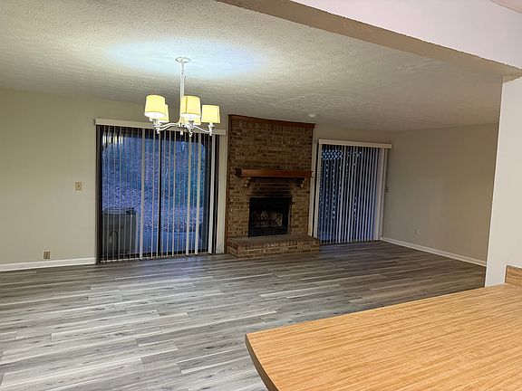 3rd image of 5535 Circlestone Ln