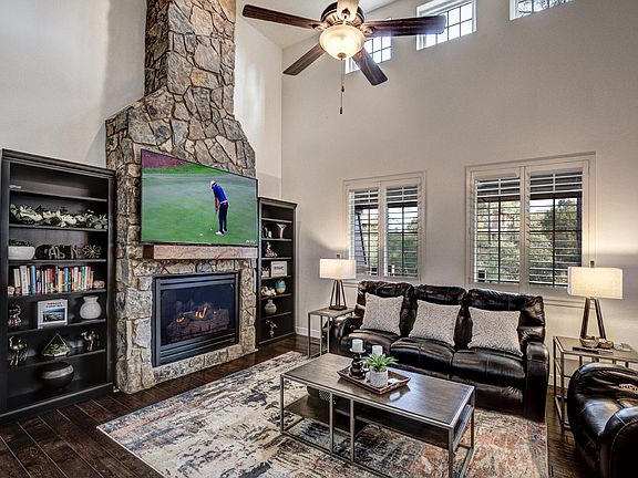 5th image of 1607 E Velvet Mesquite Ct