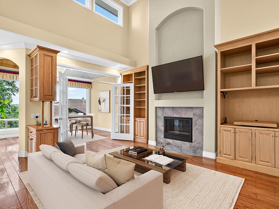 1st image of 688 Citadel Dr #7