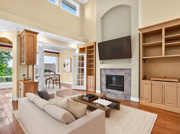 688 Citadel Dr #7, Pt Coquitlam, BC V3C 6M8