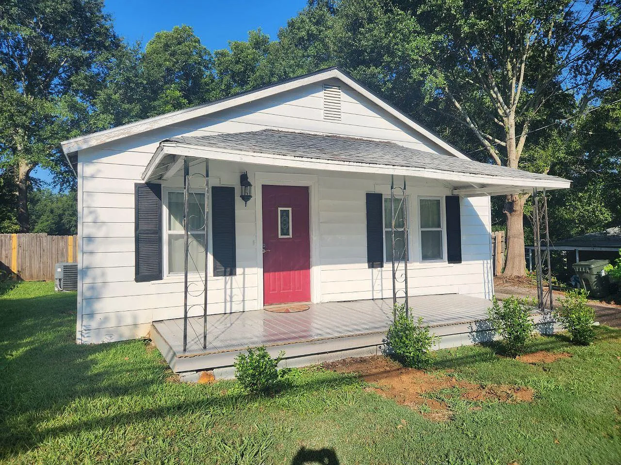 828 Mize Rd — Photo 1