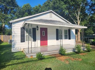 828 Mize Rd, Toccoa, GA 30577