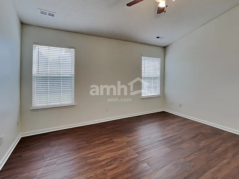 107 Daventry Pl — Photo 11