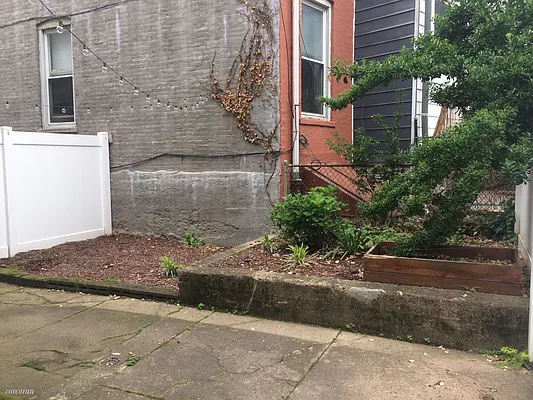 Rented by Corcoran | media 8