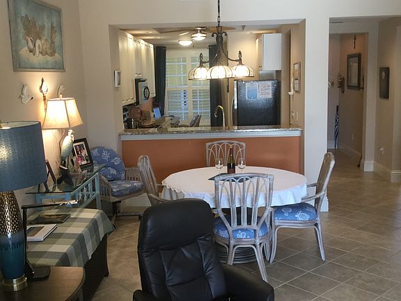 2nd image of 5068 Annunciation Cir Unit 209