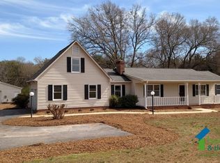 268 Log Shoals Rd, Greenville, SC 29607