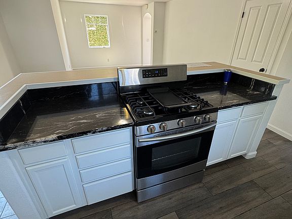 2nd image of 1822 San Pascual St Unit E