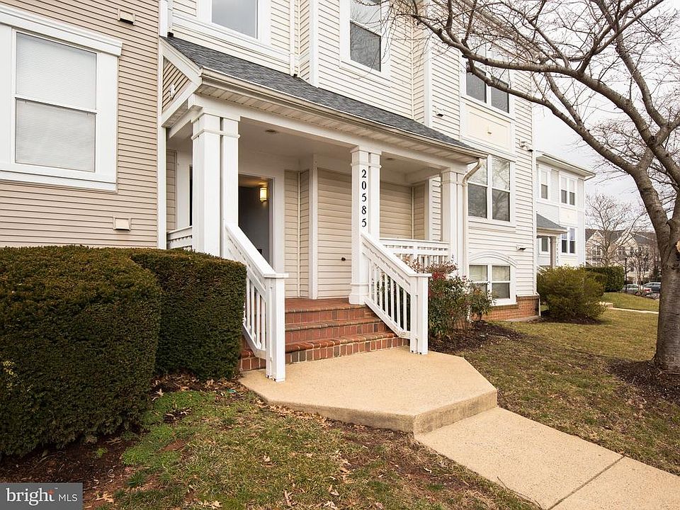 1st image of 20585 Snowshoe Sq Unit 302