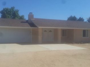 11476 Jenny St, Oak Hills, CA 92344