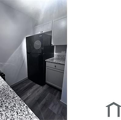 5th image of 3007 Bernice Rd