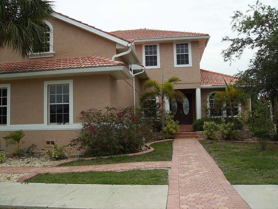 1st image of 124 Sugarloaf Dr