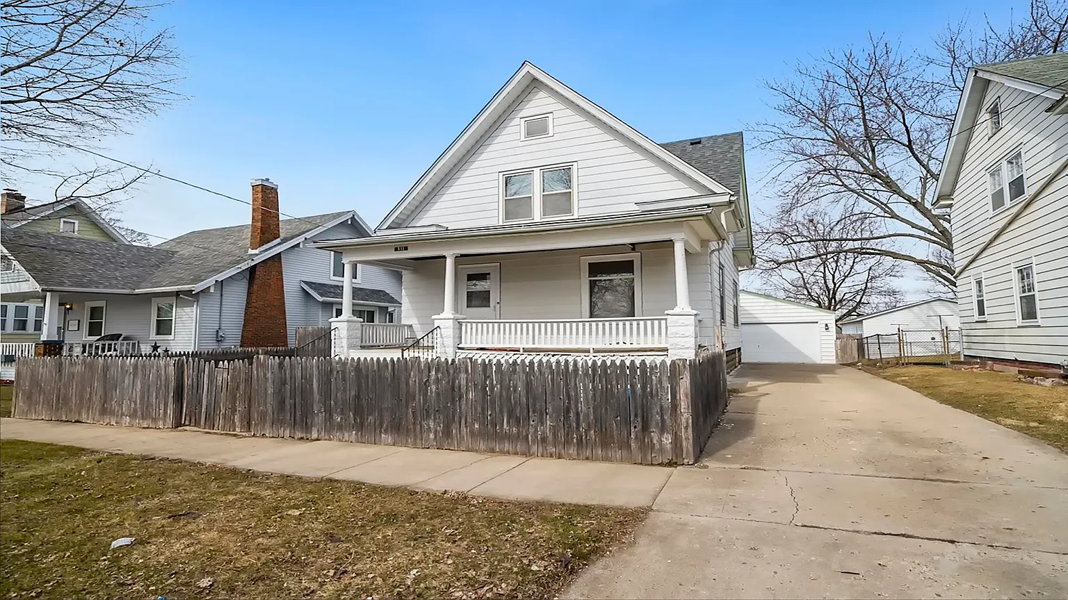 511 Summer St photo 1