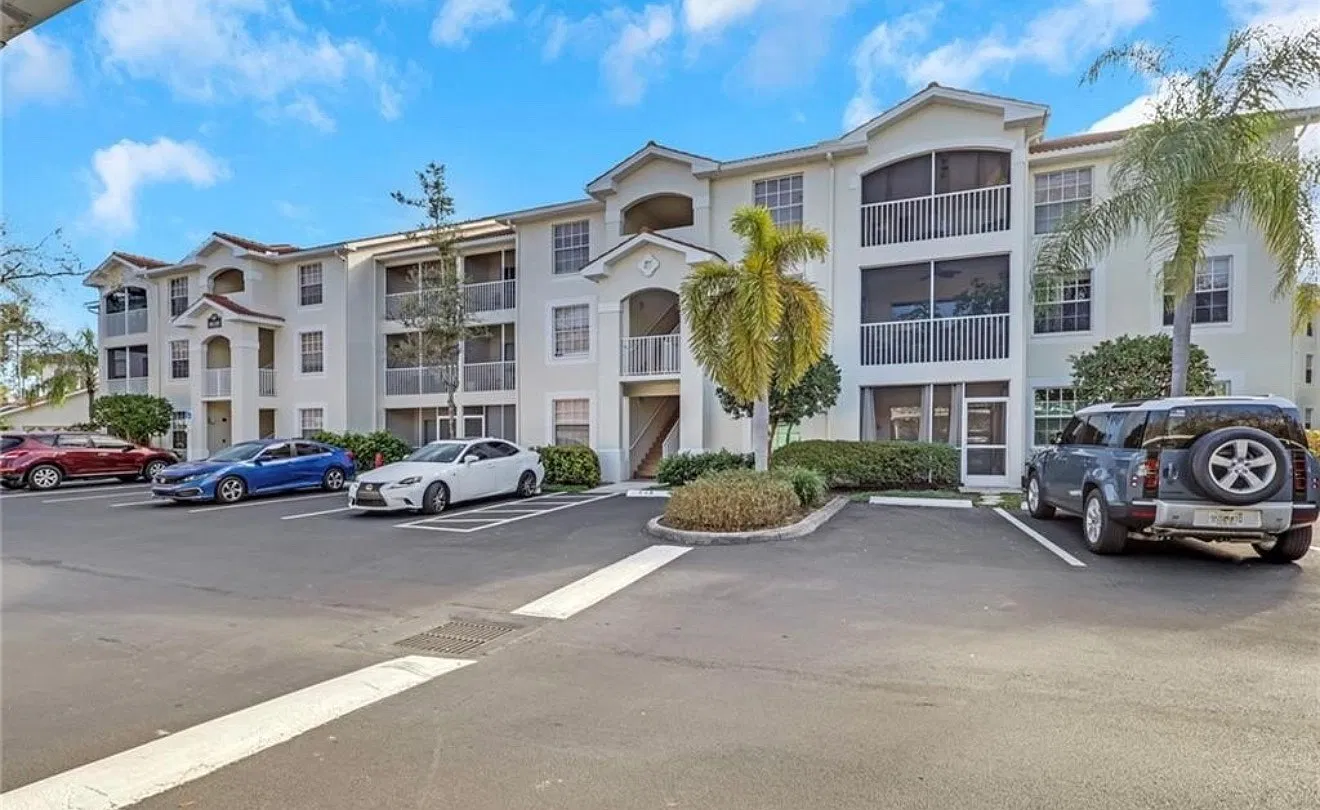 3 bed, 1314 sqft, $2,200 — Photo 1