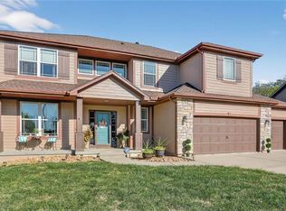 9221 N Garfield Ave, Kansas City, MO 64155