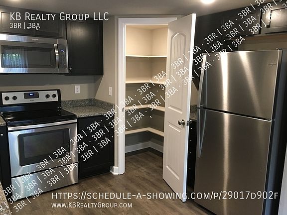 4th image of 1419 NE Mary Ct