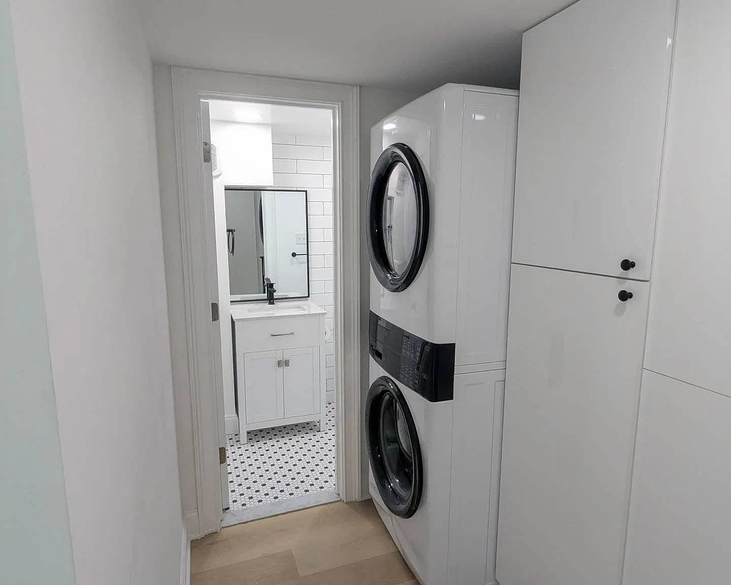 2 bed, 1.5 bath, 1850 sqft, $3,200 — Photo 4