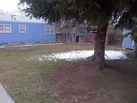 2nd image of 1624 Broadwater Ave