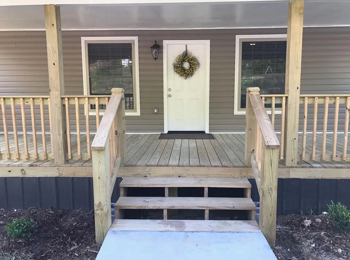 2 bed, 720 sqft, $2,000 — Photo 2
