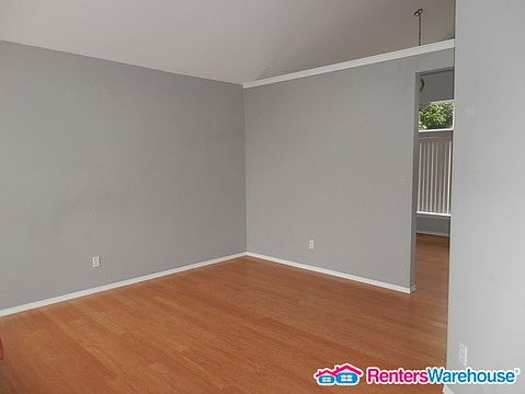 3rd image of 13417 Occidental Ave S