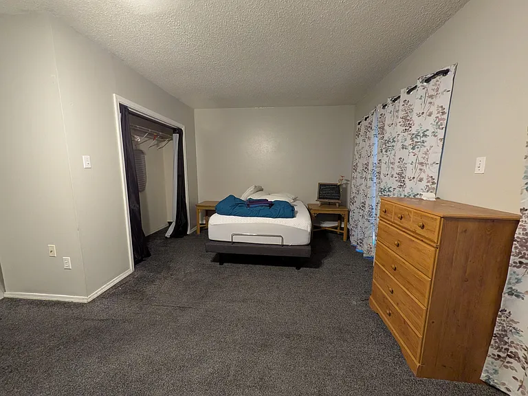 Willow Wood Dr — Photo 1