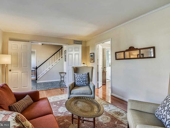 5th image of 506 N Park Dr