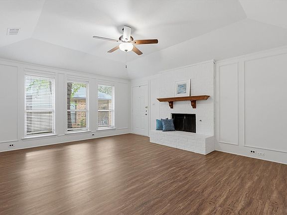 3rd image of 4203 Spring Meadow Ln