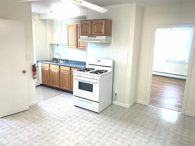 64 Preston St #1 — Photo 12