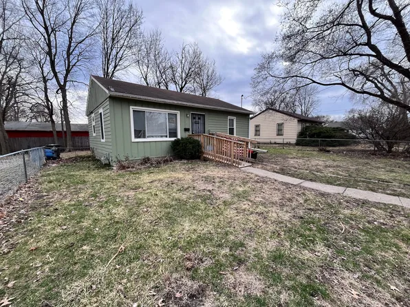 3007 Mahaska Ave, Des Moines, IA 50317