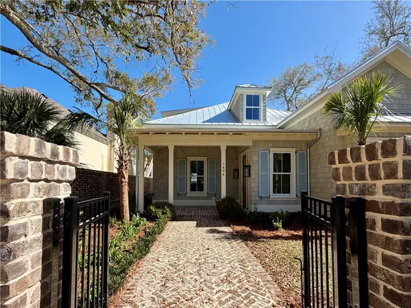 1604 Bruce Dr, Saint Simons Island, GA 31522