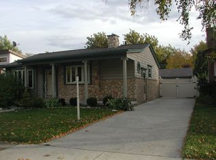 30745 Hiveley St, Westland, MI 48186