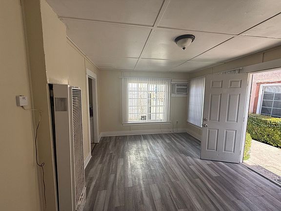 2nd image of 323 E Florida Ave APT 2