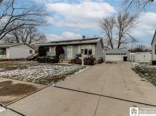 30 Harvington Rd, Tonawanda, NY 14150