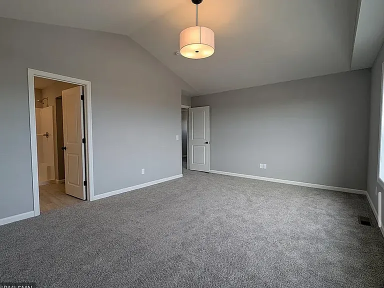 8861 Legacy Bay Dr NE — Photo 13
