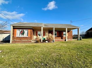 351 Rockdale Rd, Follansbee, WV 26037