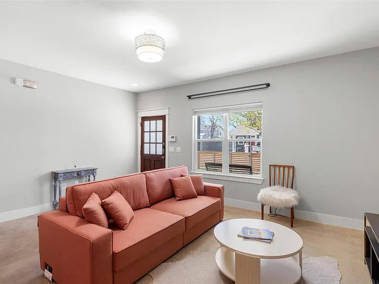 3104 Neal St — Photo 9