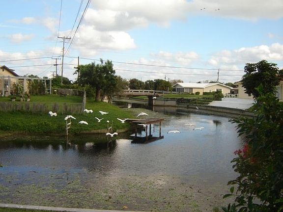 Canal view - just under the bridge is Lake Clarke!  Great for boating and fishing!