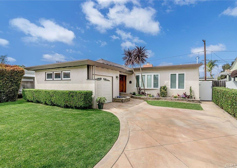 1st image of 3621 Senasac Ave