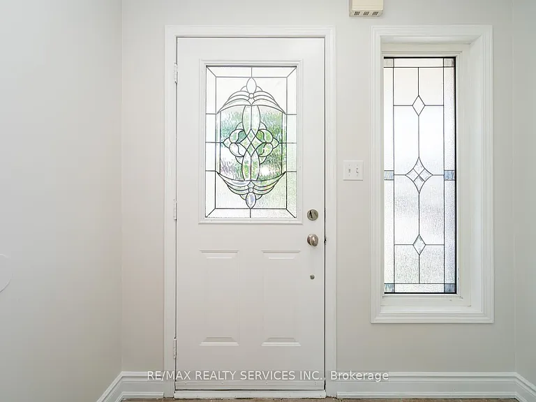 85 Williamson Dr — Photo 5