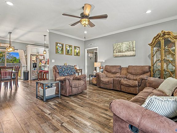 3rd image of 17197 Shadow Wood Ln