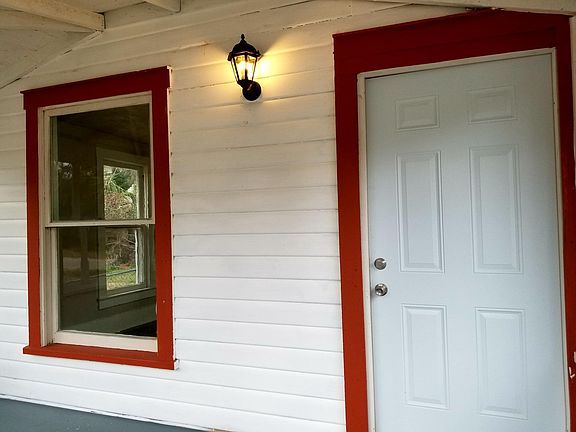 2nd image of 542 Live Oak Ave