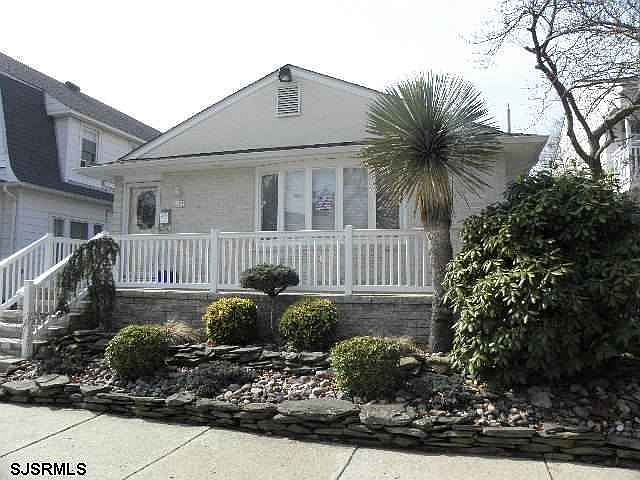 1st image of 112 N Osborne Ave