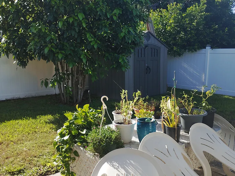 1751 Kenilworth Dr — Photo 26