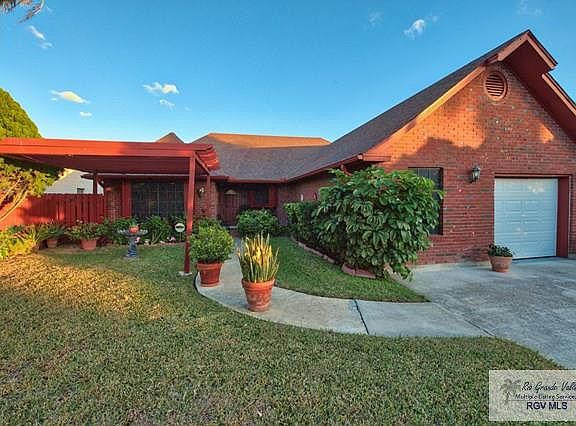 2nd image of 1727 Guadalajara Ave