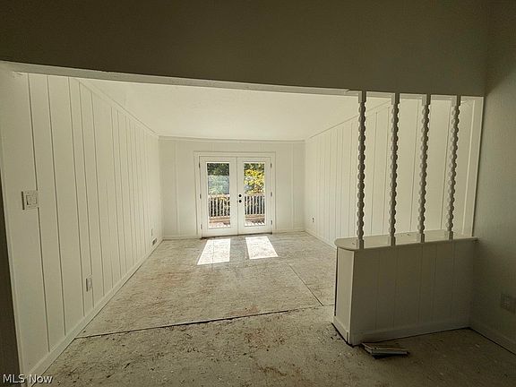 14th image of 117 Patterson Ln