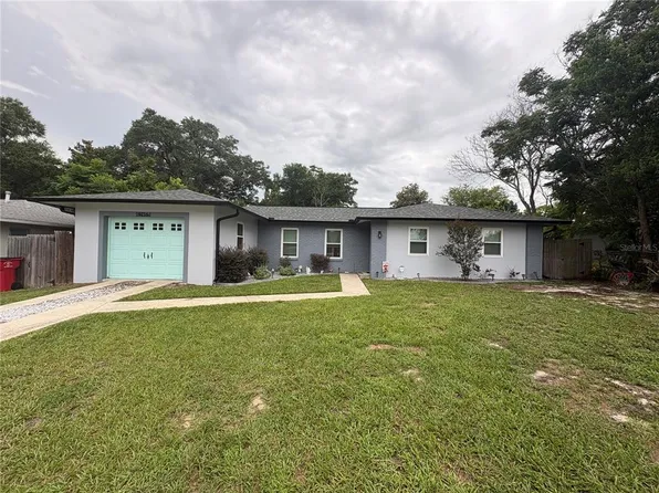 9216 N Abbot Dr, Citrus Springs, FL 34434