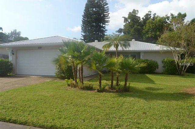 1st image of 2982 Meadow Wood Dr
