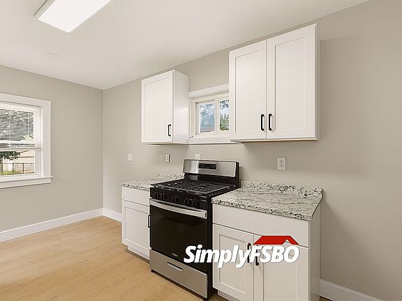 5th image of 3418 Taylor St