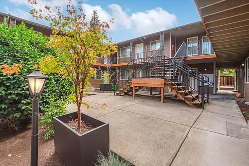Bayberry Apartments Photo 1 Bayberry Apartments Photo 1