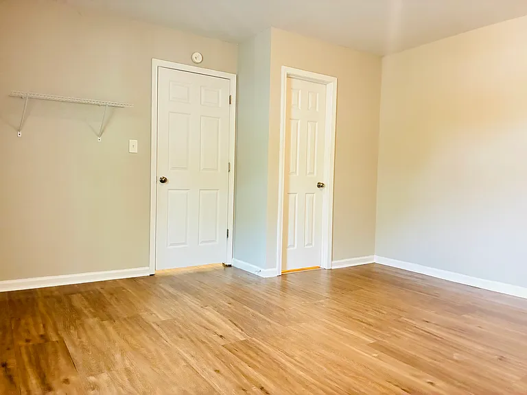 407 Gardner St — Photo 10