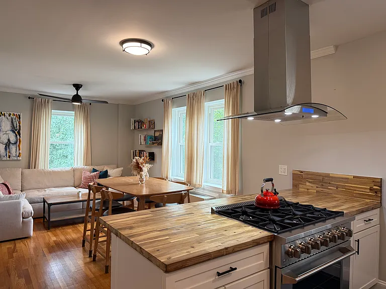 102 Woodside Grn #3A — Photo 2